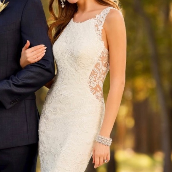 Brand New Wedding Dress - Picture 1 of 6